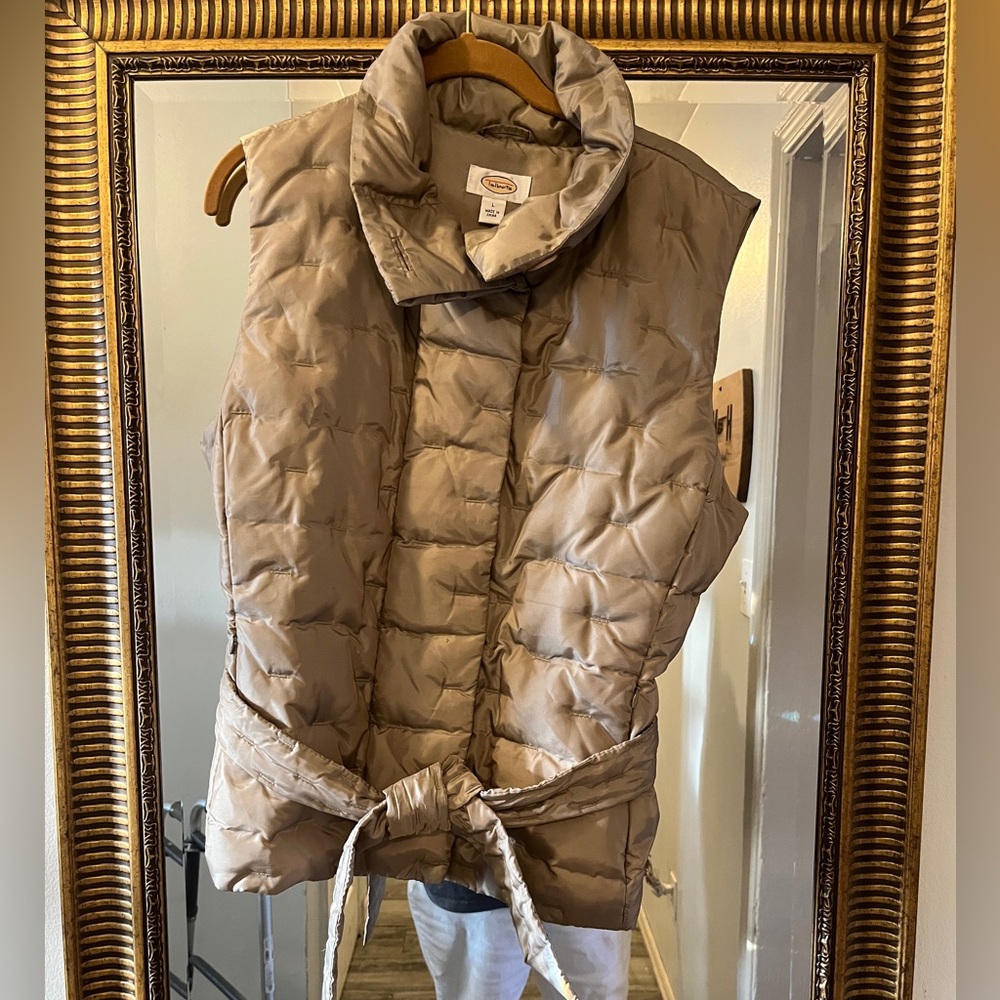 Talbots Puffer Vest Womens Large Beige Olive Quilted Goose Down Belted Full Zip
